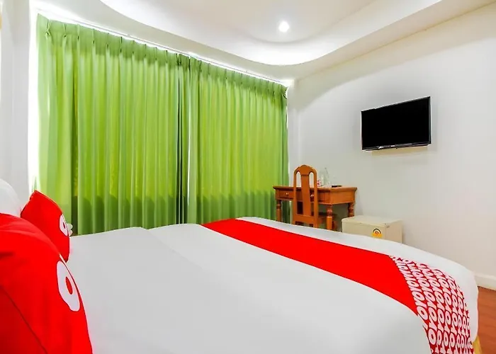 Oyo 410 Diamond Boutique Hotel 3*